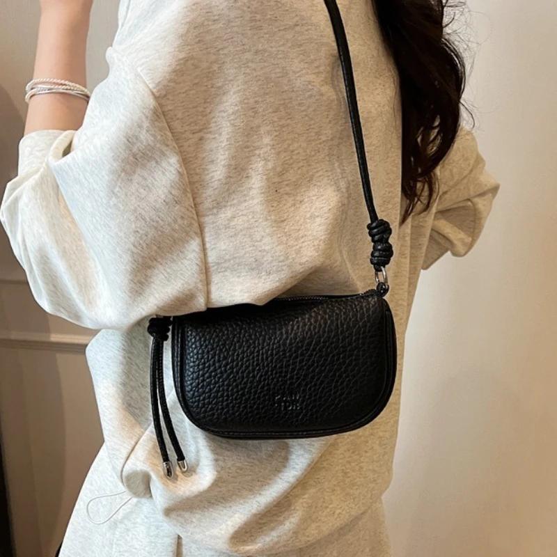 Women Fashionable Solid Color Crossbody Bag Exquisite Design Daily Commuting Casual Handbag