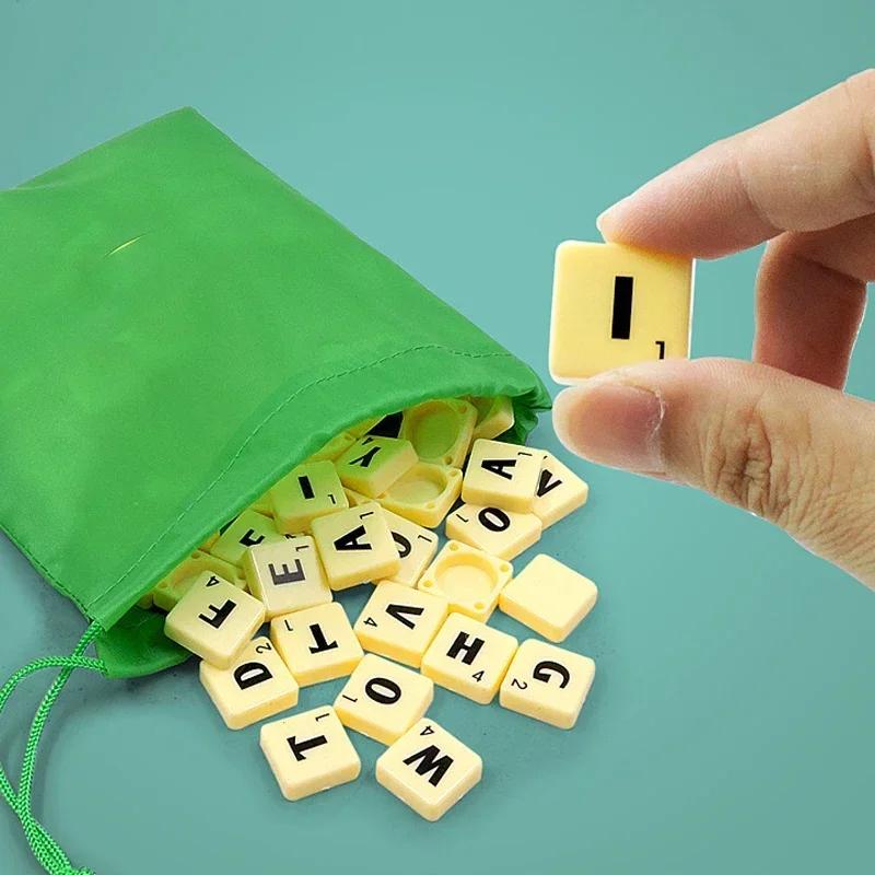 2-4 Personen Englische Rechtschreibung Solitär Box Alphabet Schach Lernspielzeug Reise Englisches Alphabet Scrabble Puzzle Brettspiel