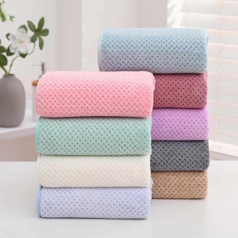 Pineapple Coral Fleece Bath Towel - Absorbent, Hair-Free, Soft, Large Square for Men & Women