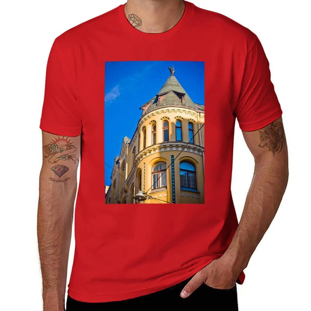 famous cat from Riga T-Shirt shirts graphic tees oversizeds blacks t-shirts