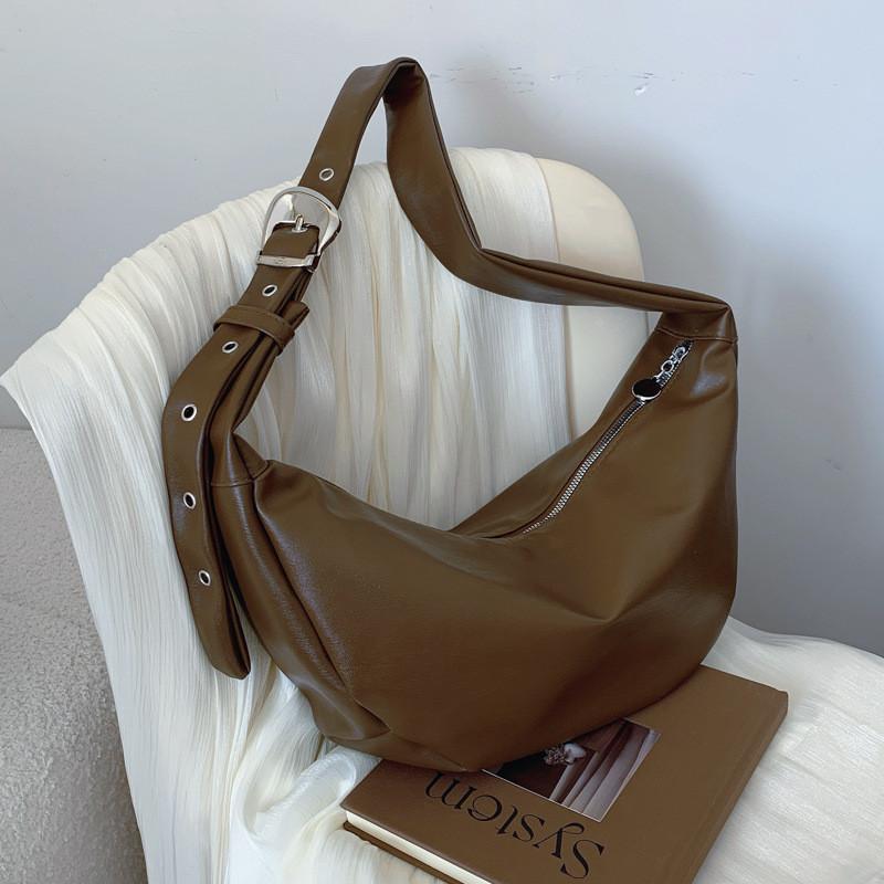 IELGY Retro Commuter Underarm Bag Autumn Large Capacity Cross-Body Dumpling Bag