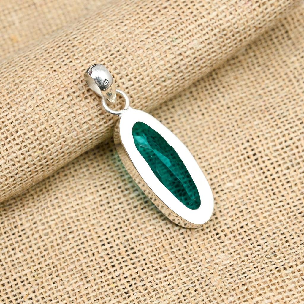 Hübscher handgefertigter Indicolit-Edelstein-Anhänger aus 925er Sterlingsilber für Frauen