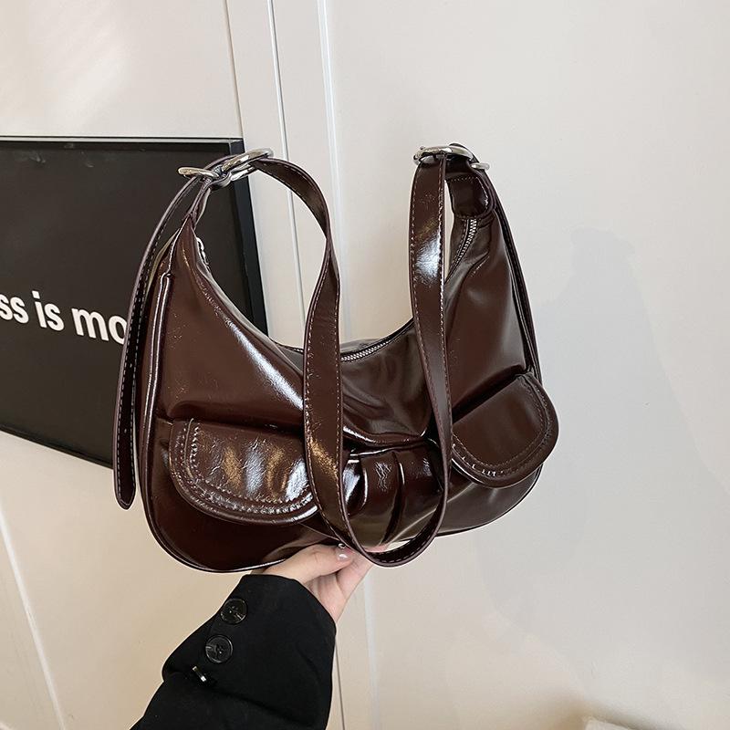 Bag Shoulder Bag New Casual Versatile Commuter Women's Bag Large Capacity Messenger Bag