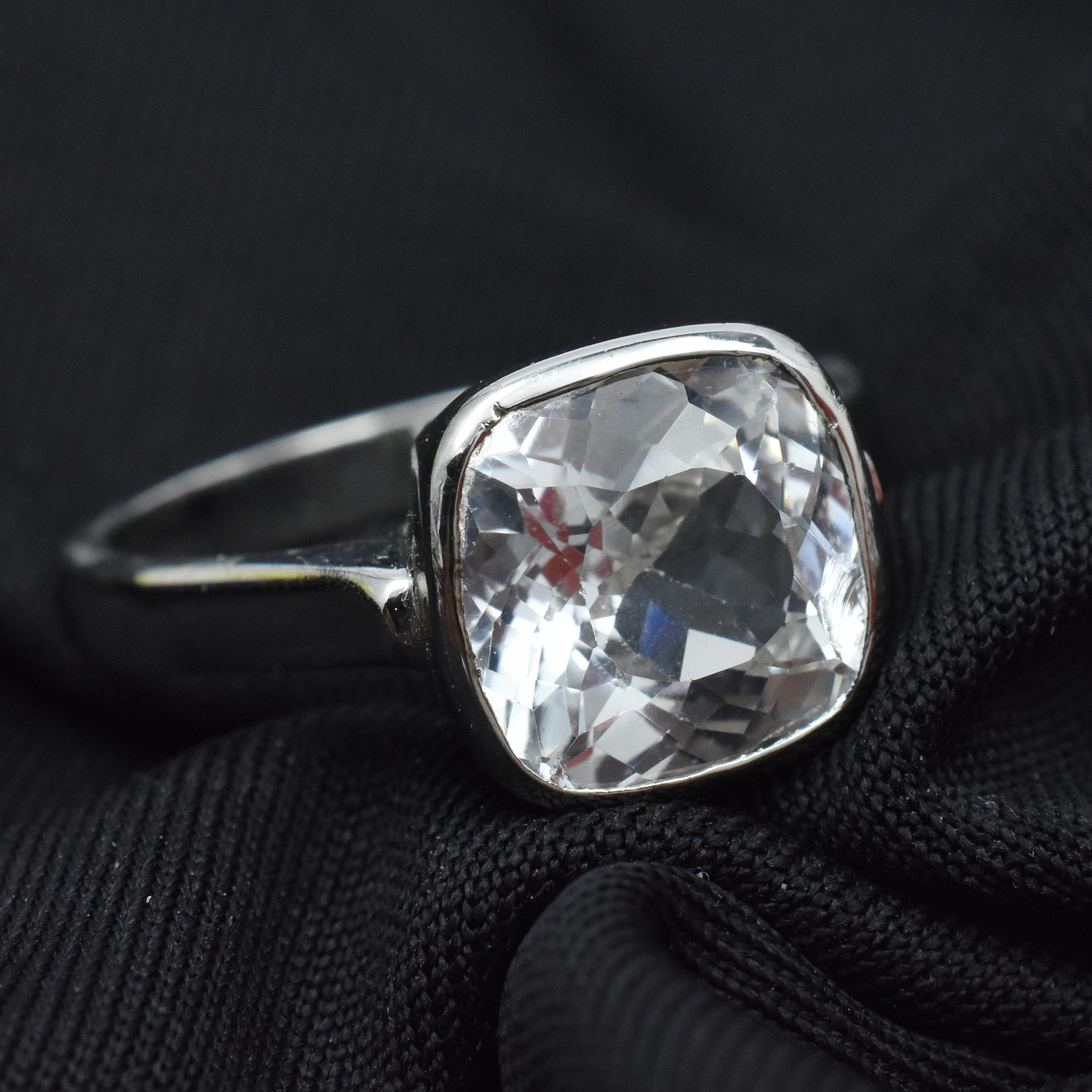 

Natural White Sapphire Square Cushion Cut Silver Ring 22.60 Ct certified AR-3135-Sa 11.00 mm білий