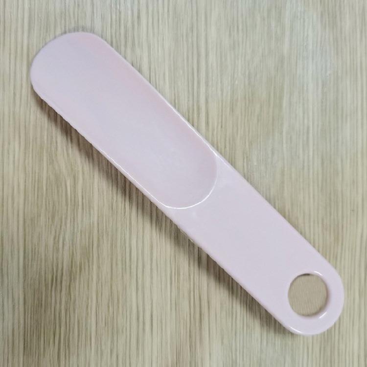 Ergonomic Handle Shoehorn 15cm Plastic Shoehorn Light Weight Portable Plastic Shoe Horn for Elderly Pregnant Women Kids