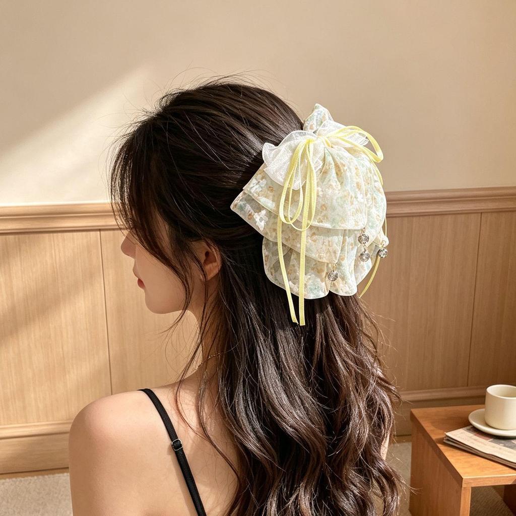 Polka Dot Bow Claw Clip: Elegant Women's Hair Accessory