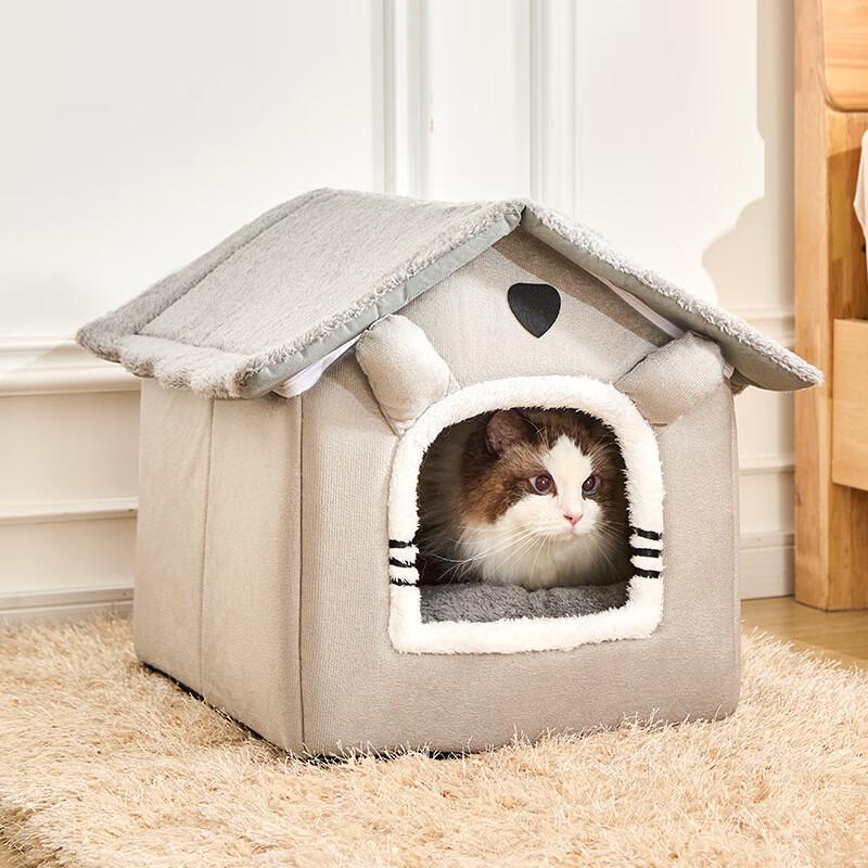 All-Season Cute Pet House Bed