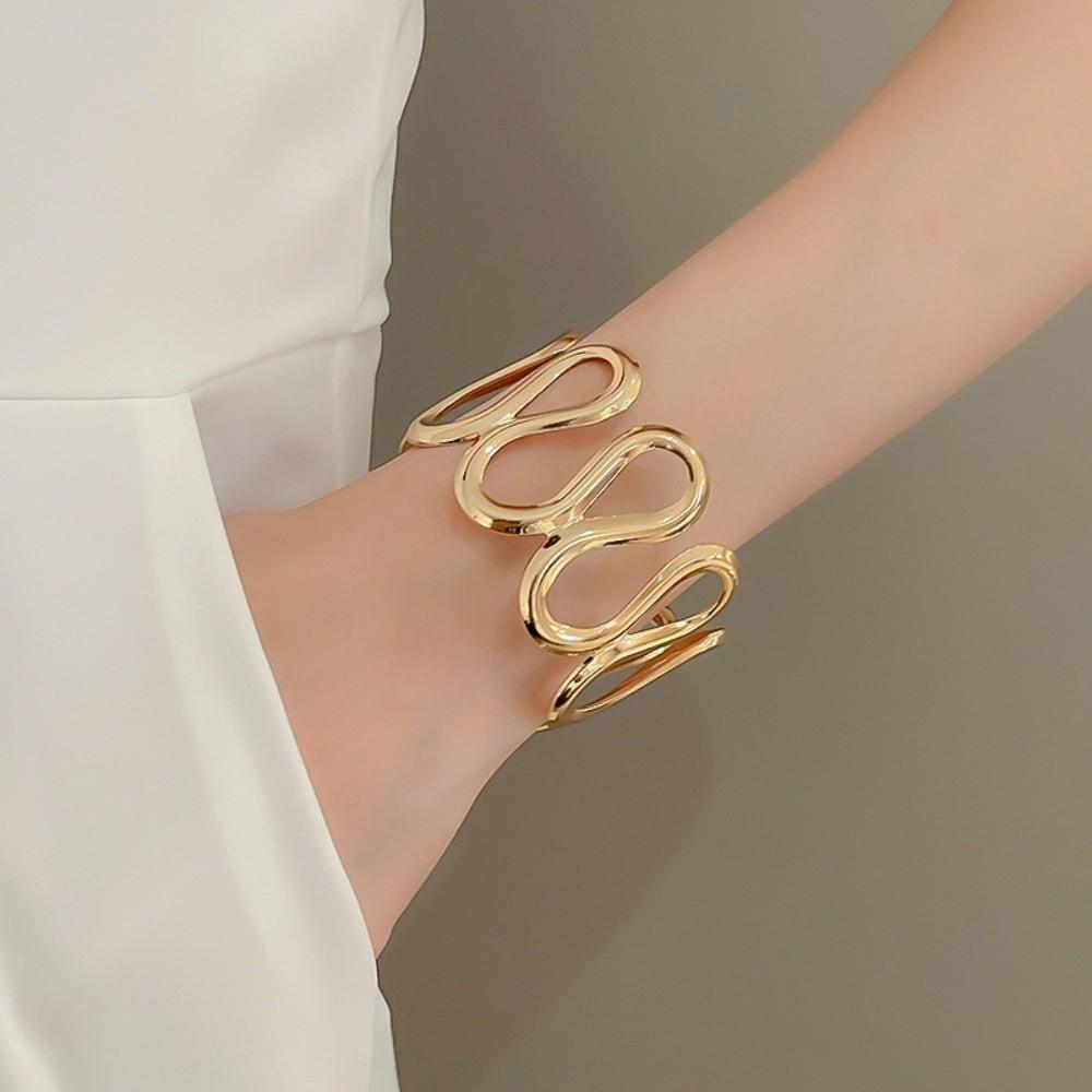 S/Round Shape Irregular Wide Bracelet Wave Opening Retro Hand Ring Zinc Zinc Alloy Wide Opening Bangle Gift