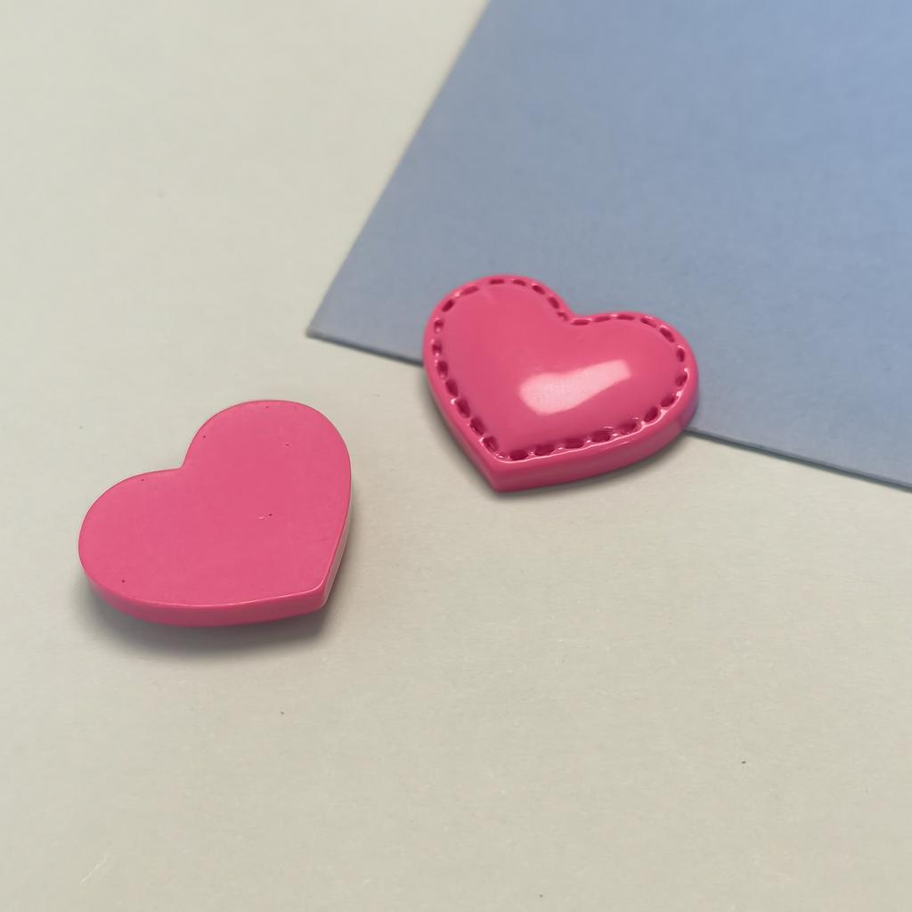 100Pcs Colorful Love Heart Resin Charms Flatback Buttons Beads for Card Making Scrapbooking Phone Case Decor and Jewelry Making