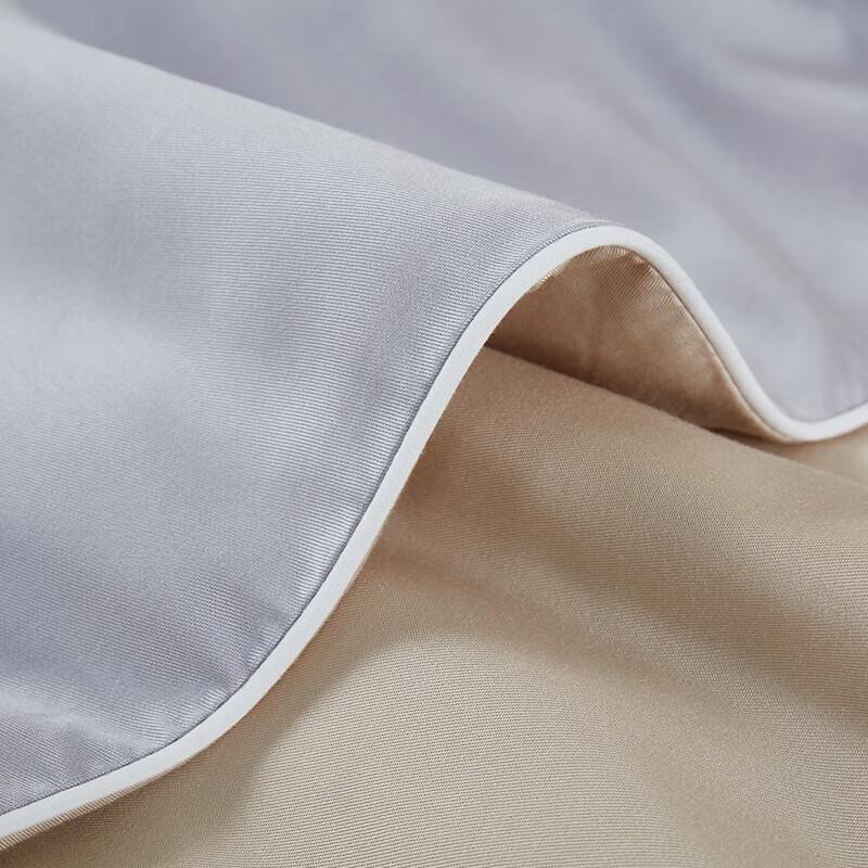 KINTHERI Maillard Tussah Silk Quilt