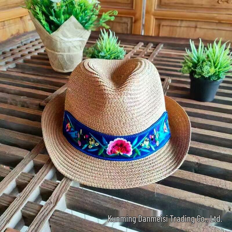 

Юньнаньская этническая вышитая федора: Солнцезащитная джазовая шляпа 2025 для лета и сцены M (56-58 cm)