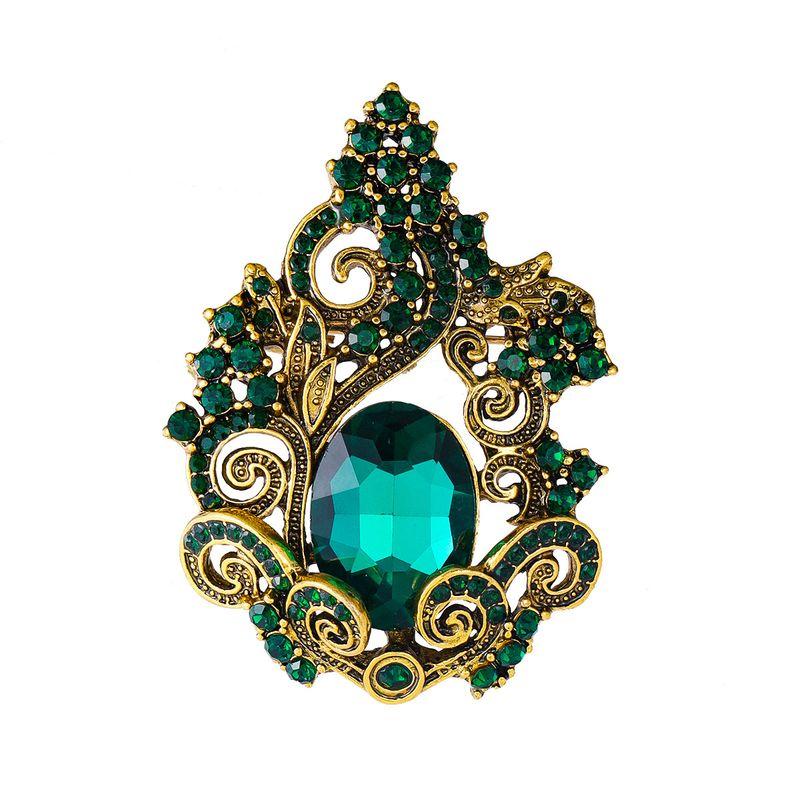 European and American Retro Crystal Glass Brooch, Elegant and Classy Alloy Rhinestone Brooch, High-End Dress Accessory Pin