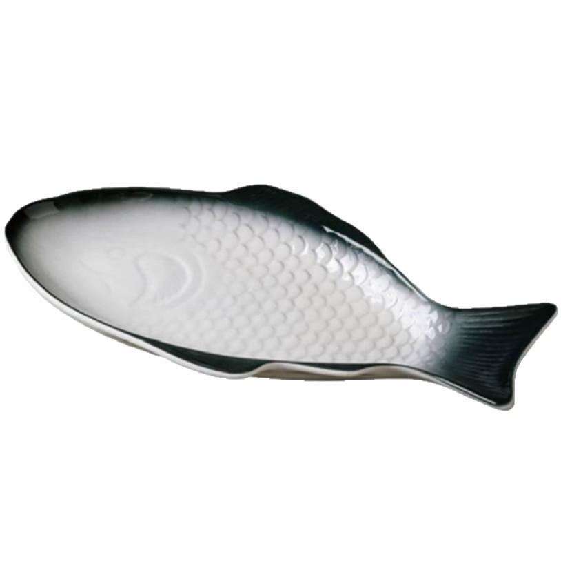 Japanese Glazed Ceramic Fish-Shaped Plate for Steamed Fish, Large and Creative Design for Restaurant or Home Use