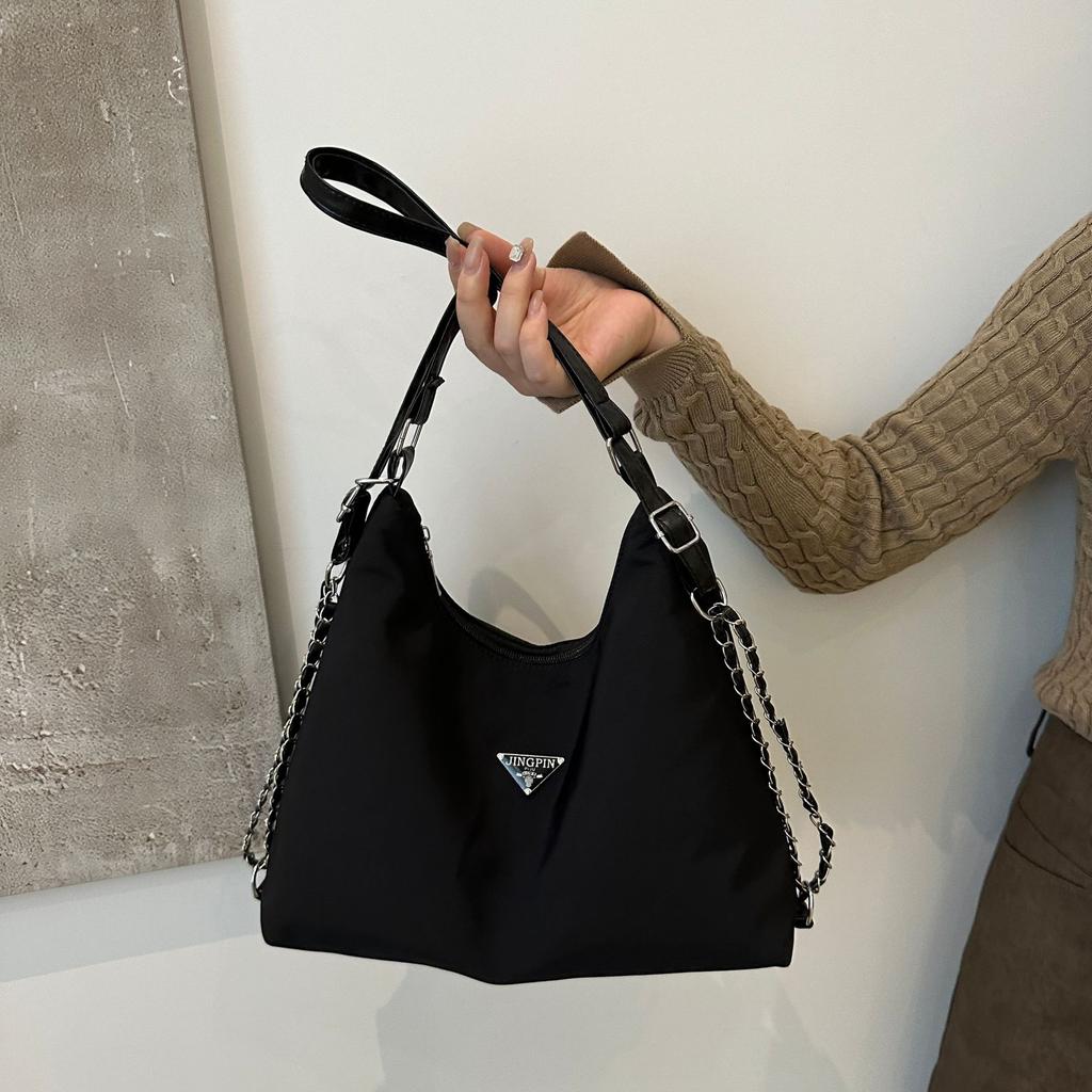 Black Travel Tote Bag for Women New Trendy and Fashionable Shoulder Bag Large Capacity Multi-purpose Crossbody Bucket Bag Backpack