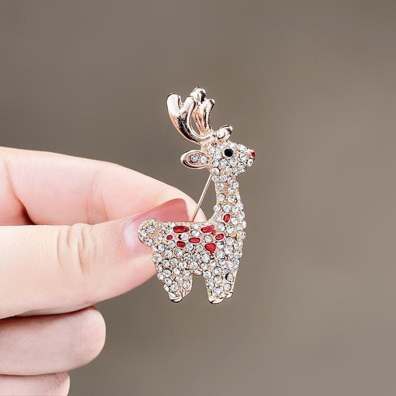Deer Christmas Gift Brooch Personality Cartoon 2025 New Trendy Suit Pin Accessories Blouse Collar Pin