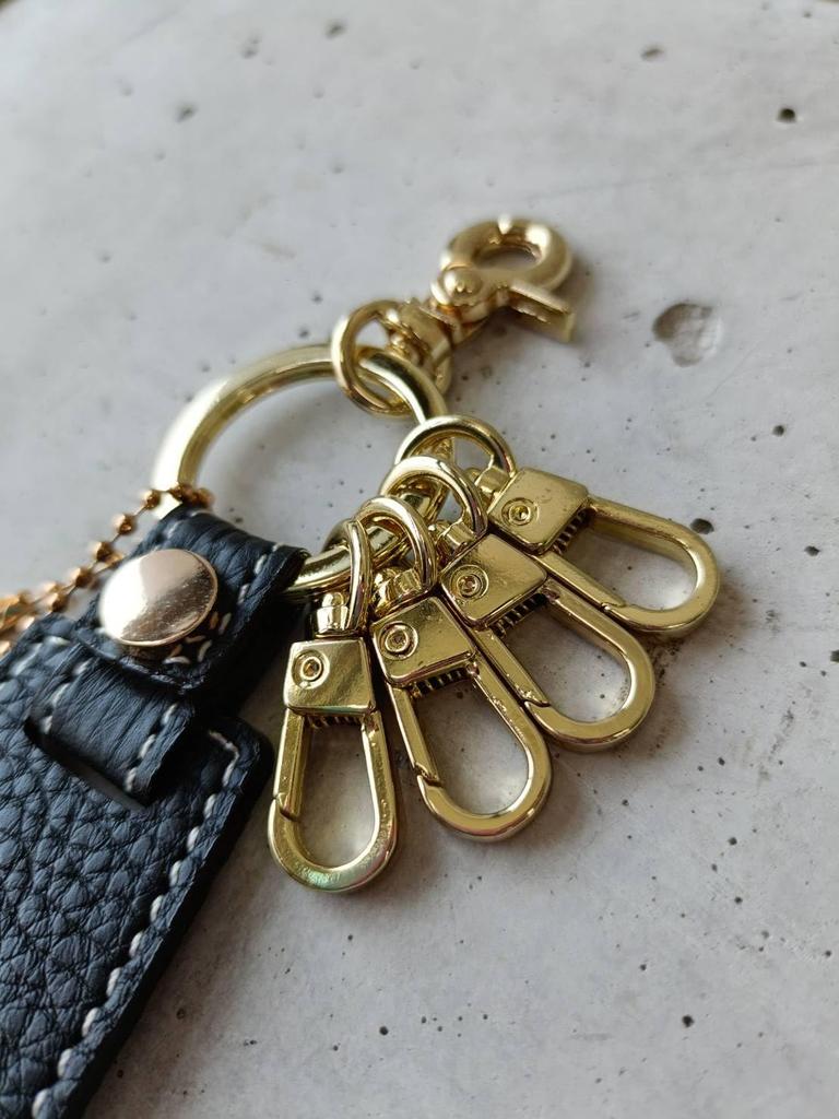 [mauve] Genuine Leather Mini Key Ring, Shrunken Calfskin, Women's, Petite Size with 5-Ring Snap Hook (Grey Beige)