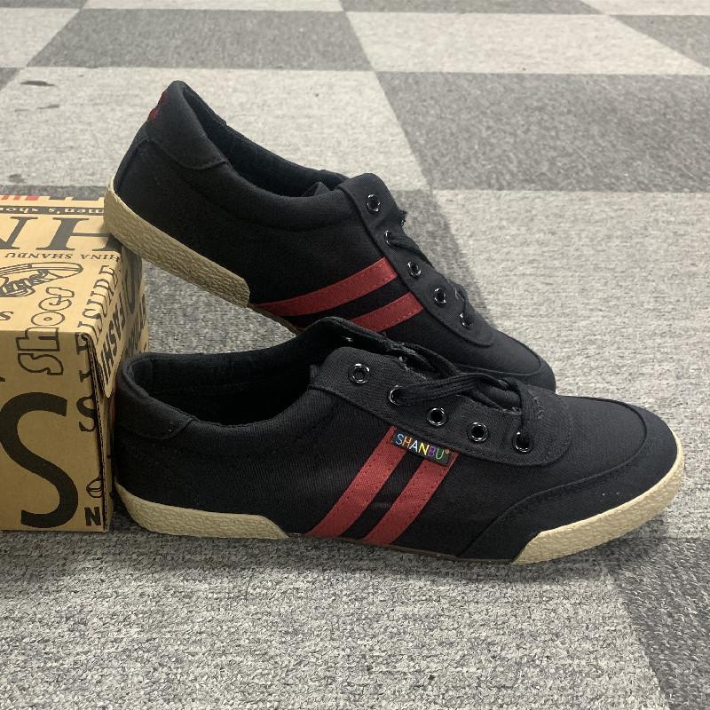 New Striped Men's Canvas Shoes Classic Comfortable Vulcanized Shoes Men Breathable Flat Shoes Man Casual Sneakers Zapatos Hombre