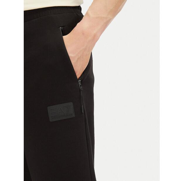 Спортивные шорты EA7 Emporio Armani 7M000095