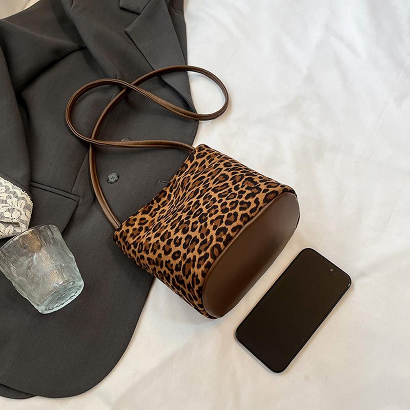 Retro Suede Hasp Sweet Shoulder Bags Sewing Thread Concise Women's Handbags High Quality Versatile Small Square Bag