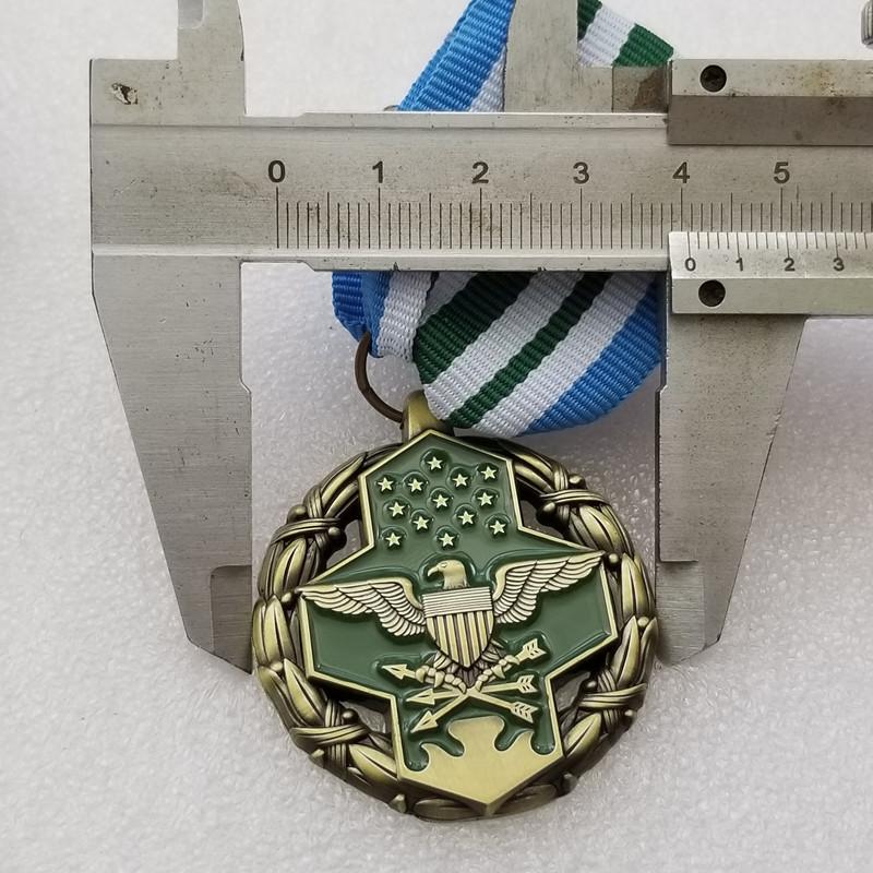 Adler Abzeichen Metallabzeichen Souvenir Sammlung