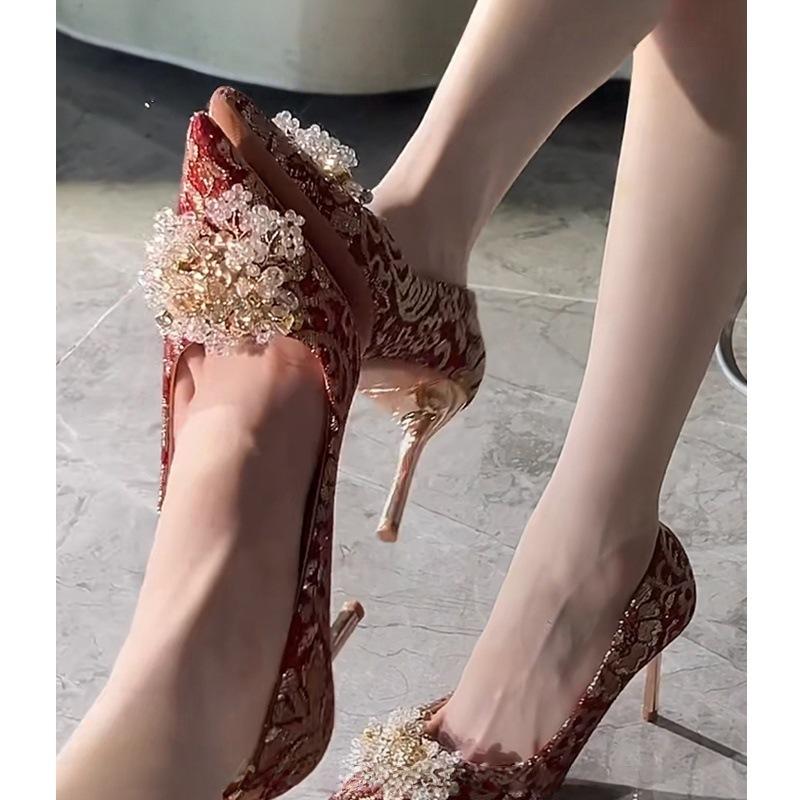 French high-end Xiuhe dress wedding shoes bride shoes red engagement Chinese embroidery texture beautiful toasting dress shoes