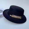 Autumn and Winter Flat Top Woolen Top Hat Female French Hepburn Style Fashionable Retro Face Small Belt Buckle Versatile British Top Hat