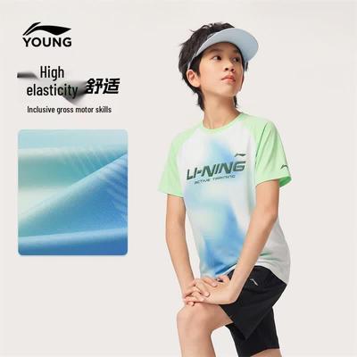 Tops – T-Shirts