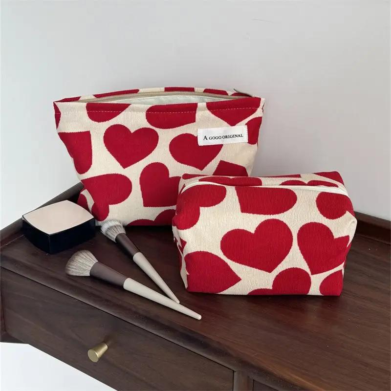 Women Large Capacity Heart Print Pattern Makeup Bag Clutch Cosmetic Organizer Travel Wash Toiletries Storage Bag Makeup Pouch