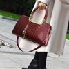 Handbag Fashion Crocodile Pattern Women's Shoulder Bag New Versatile Large-capacity Commuter Messenger Bag Wholesale
