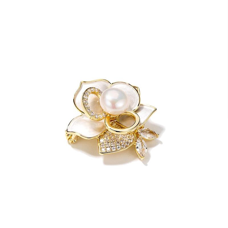 Qlady Camellia Brooch, Freshwater Pearl Corsage, Anti-Exposure Scarf Buckle