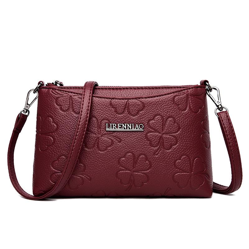 Women's bag 2025 new trend fashion envelope bag middle-aged women's mother's messenger clothing mobile phone change clutch bag