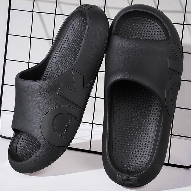 Herrensandalen und -slipper, bedruckt mit Buchstaben, lässige und modische Anti-Rutsch-Slipper mit offener Zehenpartie und dicker Sohle, geeignet für in