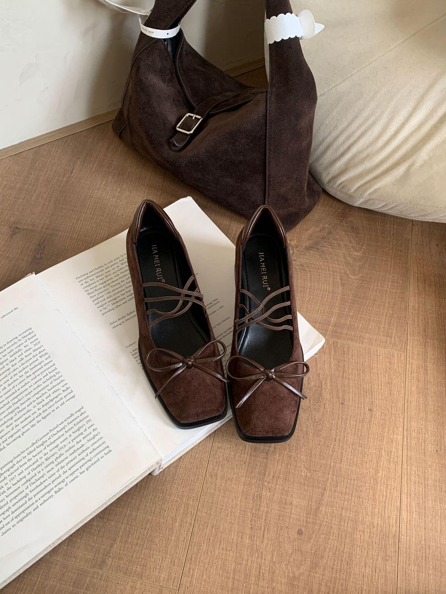 

2025 French single shoes women s thick heels are beautiful and not tired of high heels ballet shoes retro bow Mary Jane shoes 39