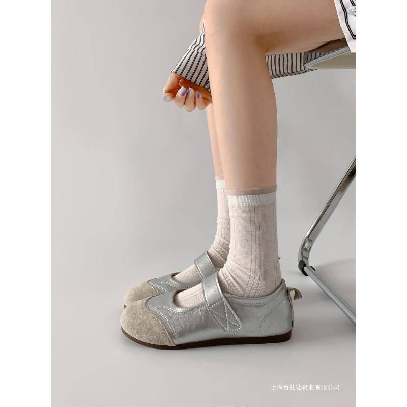 Retro Flat Bottom Shallow Mouth Single Shoes Women's New Autumn with Skirt Soft Sole Mary Jane Shoes Little White Shoes Women