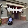 Hanging Ghost Decoration Halloween Outdoor Flying White Cloth Ghost with Bendable Skeleton Hands for Front Porch Yard Tree Decor