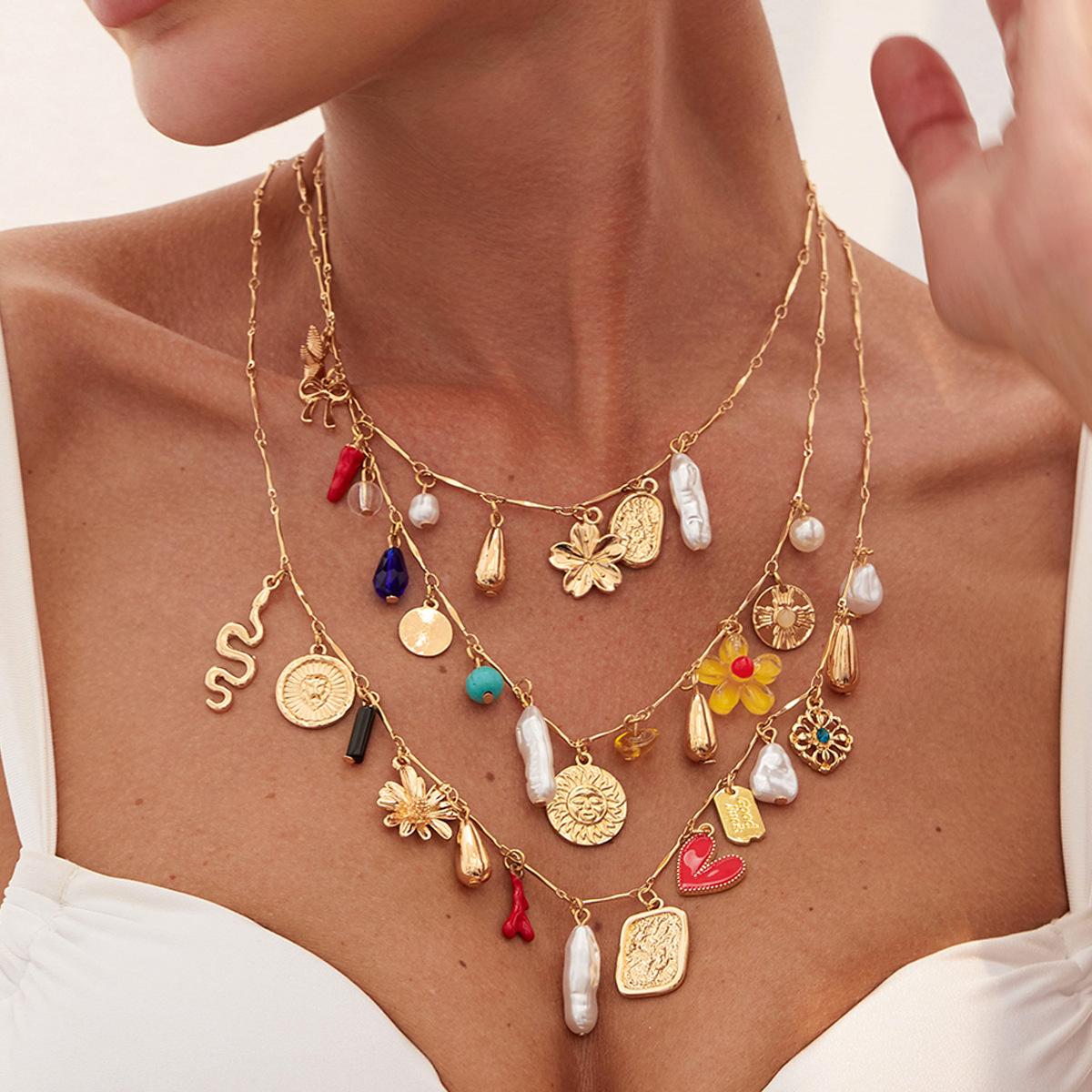 

Multi-Layer Bohemia Design Retro Pearl Heart-Shaped Flower Geometric Pendant Necklace for Women Party Jewelry