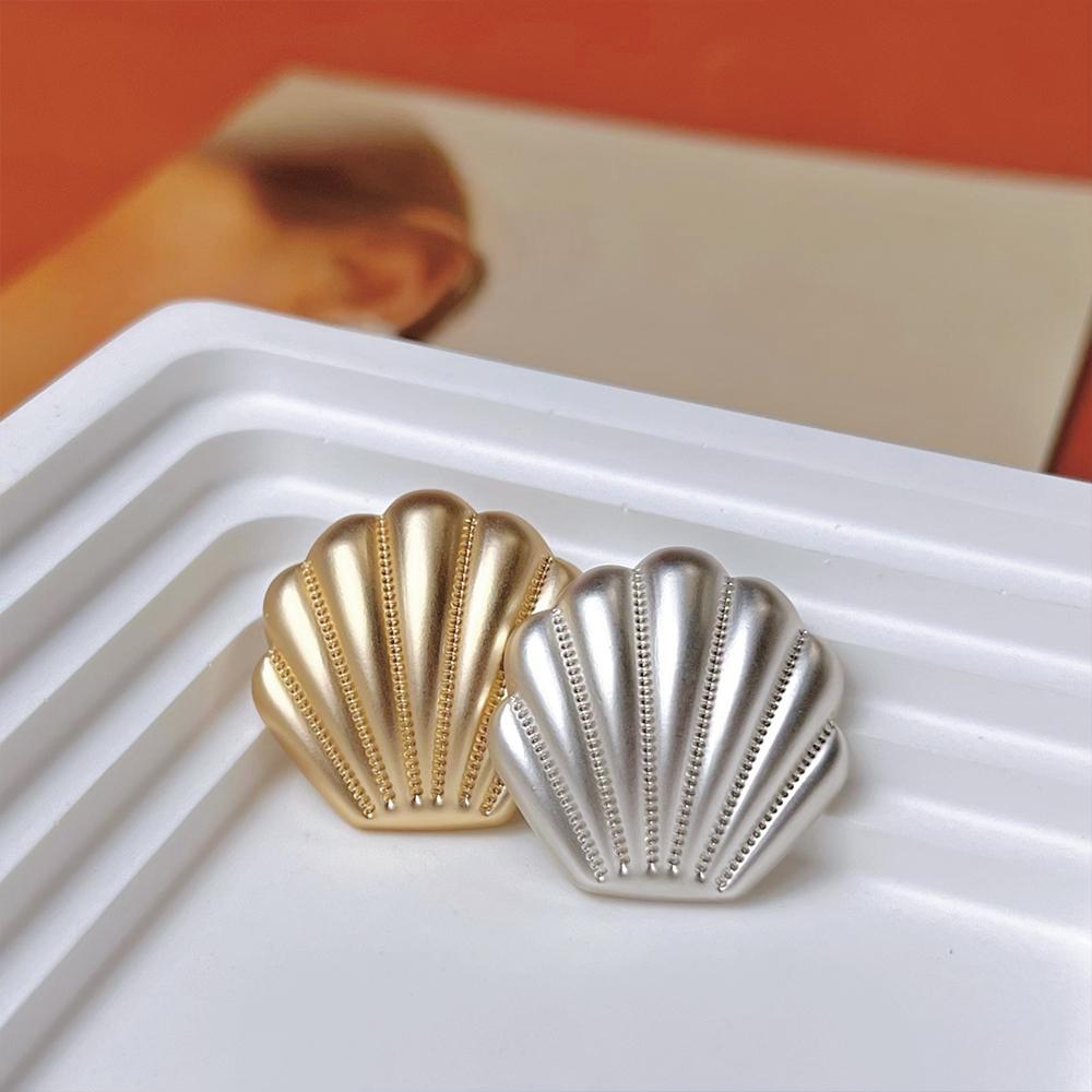 10pcs Elegant Scallop Metal Buttons for Coats/Suits/Sewing, 18mm & 23mm, Gold/Silver, Minimalist Decorative Shell-Shaped Buttons