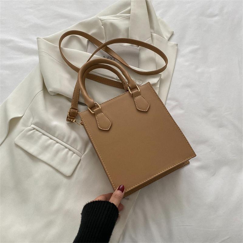 Stylish Pu Leather Women's Black Shoulder Bag 2023 Trendy Small Square Handbag