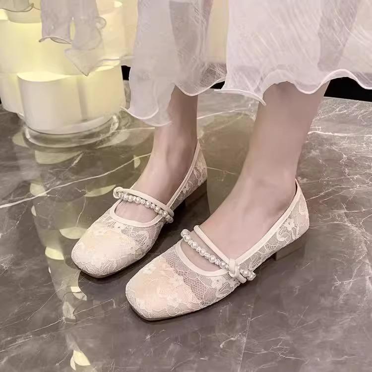 Summer shallow mouth flat bottom evening shoes gentle wind mesh breathable fairy French low heel with skirt French single shoes woman