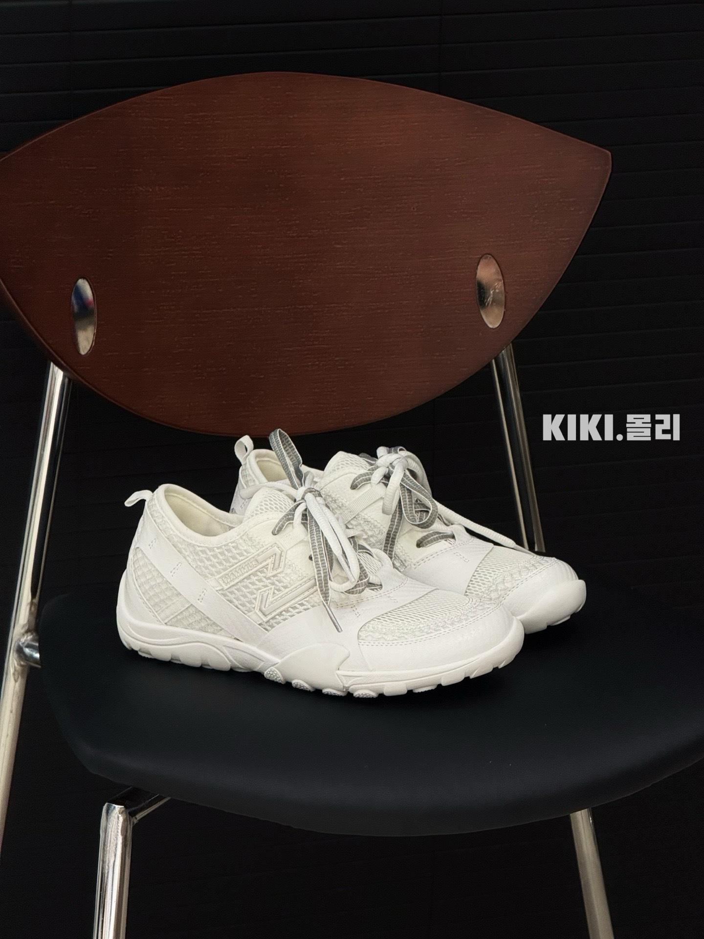 

Уличная функциональная обувь для отслеживания ветра, летняя, новая внутренняя высота, походная сетчатая дышащая повседневная спортивная обувь для женщин прилив 40 белый