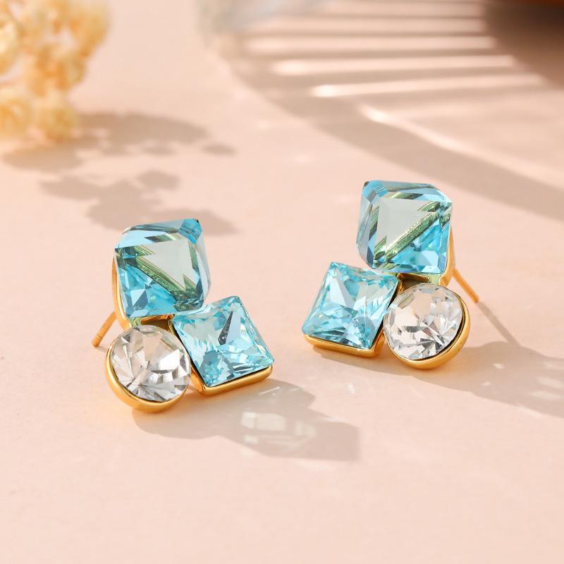 Retro Cubic Crystal Earrings Minimalist Fashion Temperament Niche Exquisite Light Luxury Versatile Earrings