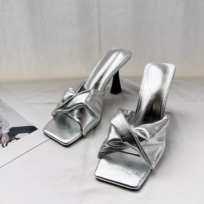 Mode Damen High Heels Pantoletten Plissierte Sandalen mit eckiger Zehenpartie Sexy Fad Slides Pumps 2025 Sommer Neue Schuhe Flip Flops Zapatillas De Mujer