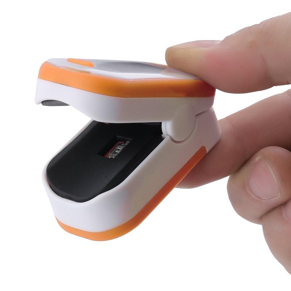 Easy-to-use Led Display Finger Pulse Oximeter Monitor For Home And Travel