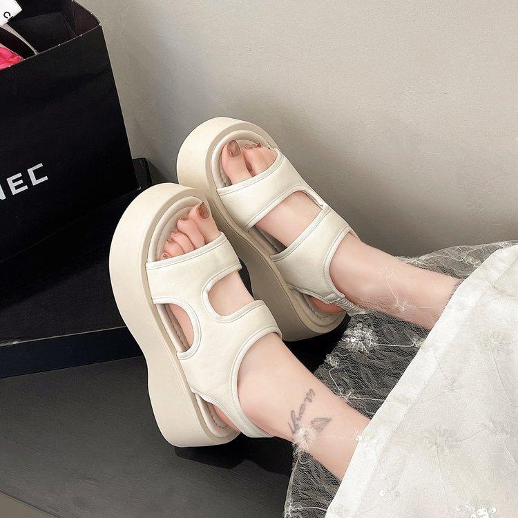 

Simple and fashionable, interpreting the beauty of versatility, one-pedal muffin bottom cloth rubber middle heel (3-5cm) dew 40 бежевий