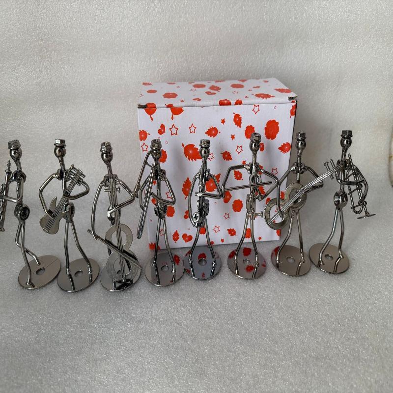 Retro Ironwork Band Ornament Metal Electroplating Mini Music Minimalist Guitar Violin Decoration Handicraft Classical Gift