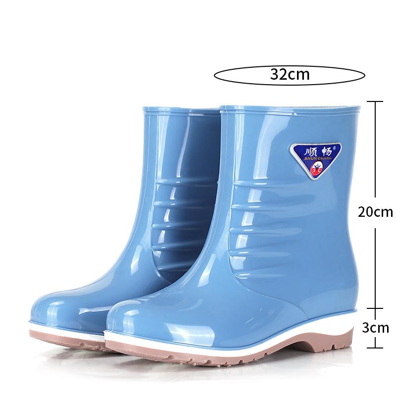 Frühlings- und Herbstmode Regenschuhe Mittellang und Kurz Damen-Gummistiefel Outdoor Ärmel Watschuhe Verdickt Mama Küche Gummischuhe Gartenschuhe