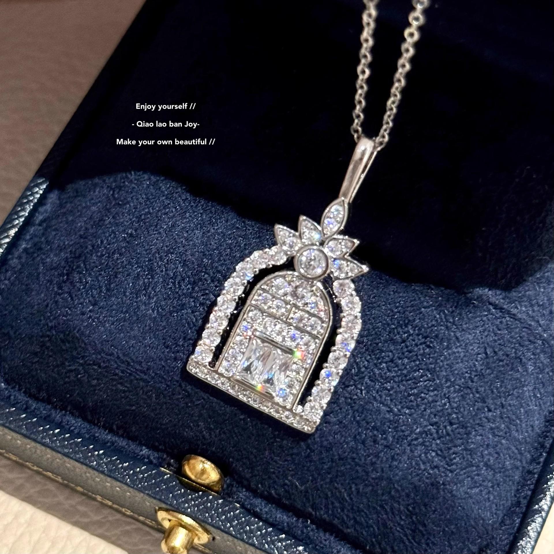 Gate of Happiness Necklace Women s 2025 New Full Diamond Castle Clavicle Chain