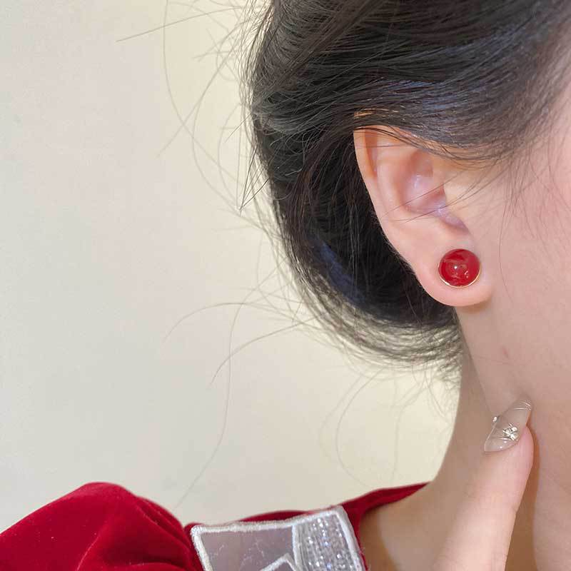 New Model Without Ear Holes. Versatile and Luxurious Red Pearl Ear Clips with Strong Magnets. Pearl Earrings.