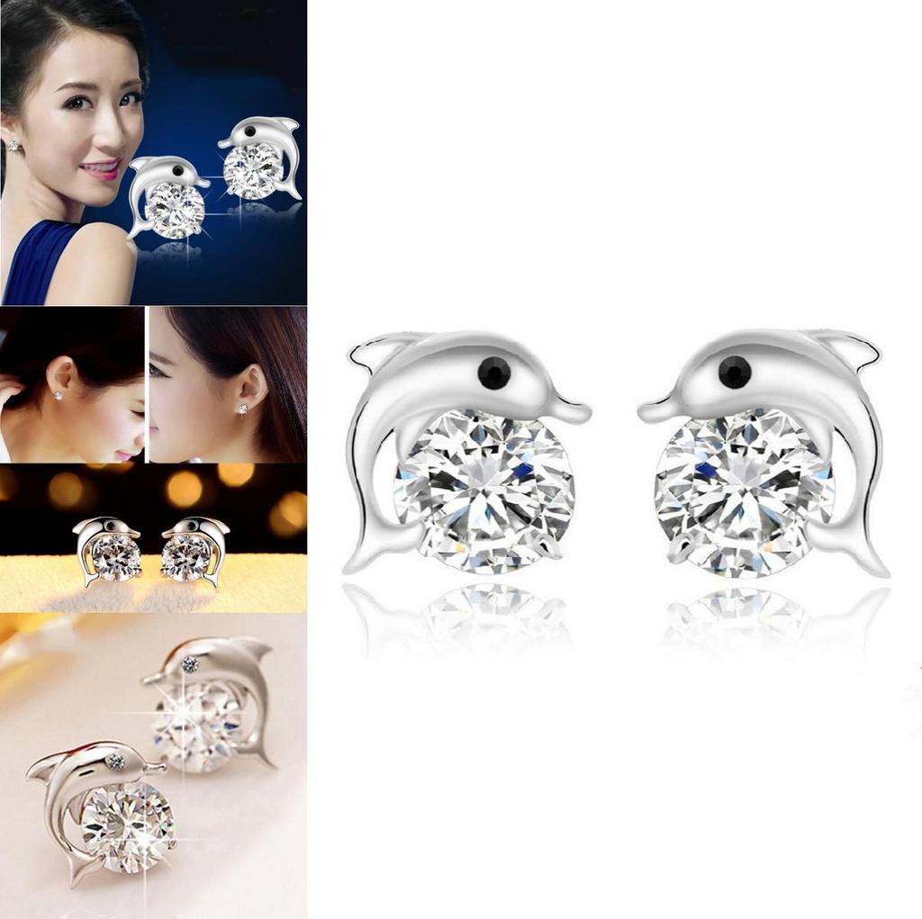 Exquisite Ladies Dolphin's Love Rhinestone Ear Stud Earrings With Timeless Design
