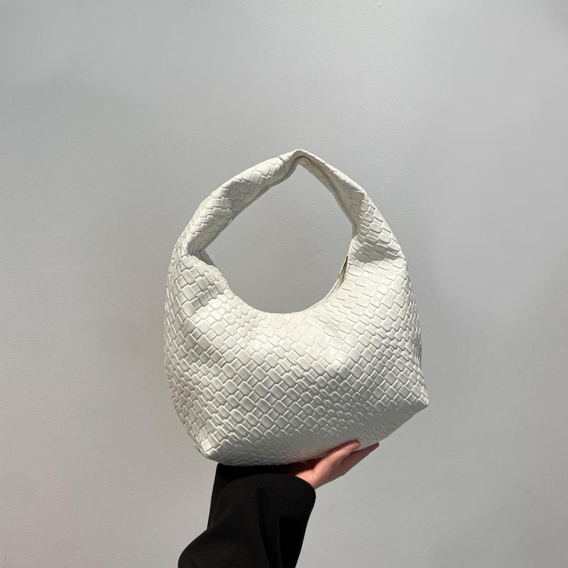 Fortgeschrittener Sinn für ausländischen Stil Achsel kleine Tasche Damentasche 2025 neu Nische lässig gewebte Knödeltasche vielseitige kleine Tasche